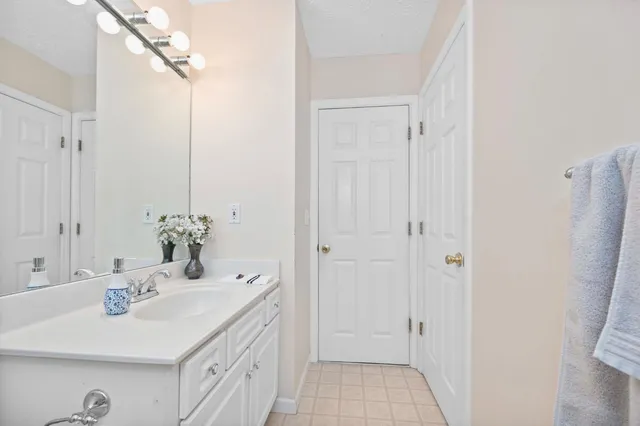 $495,000 | 3639 West Us Highway, Holton, IN 47023