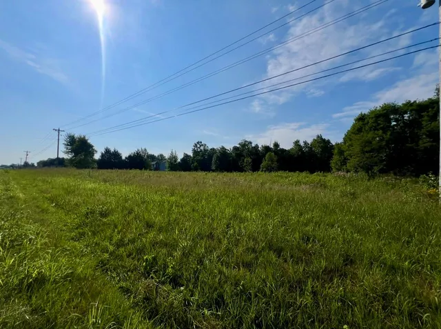 $495,000 | 3639 West Us Highway, Holton, IN 47023