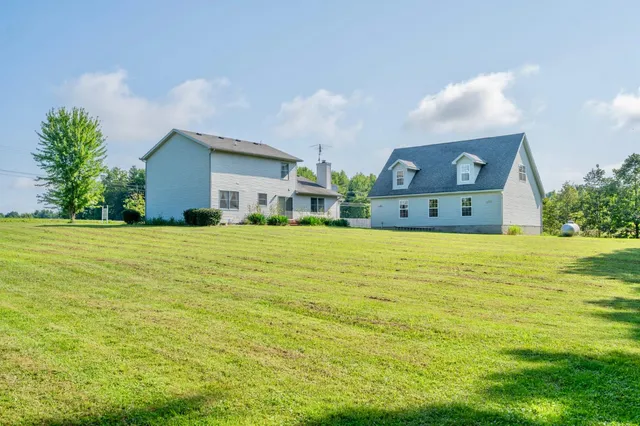 $495,000 | 3639 West Us Highway, Holton, IN 47023