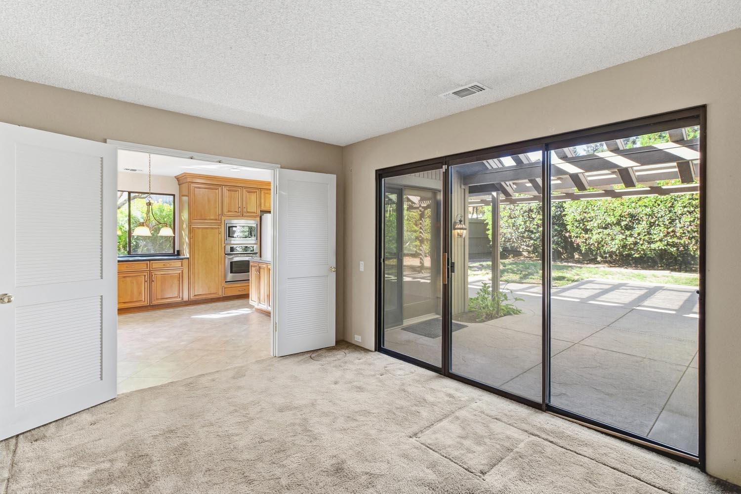 11368 Sutters Fort Way Gold River, CA 95670 - Photo 12 of 31