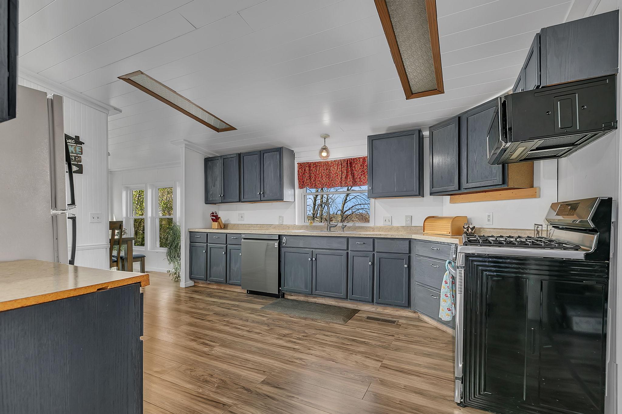 18111 Dunlin Road Burtrum, MN 56318 - Photo 5 of 44