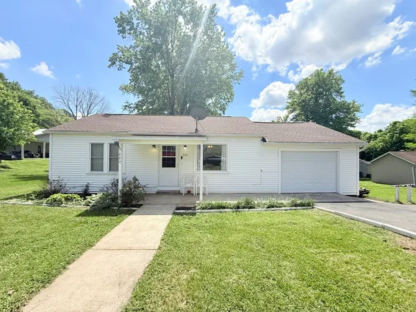 $109,000 | 345 East Fords Ferry Road, Cave In Rock, IL 62919