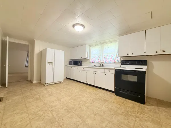 $109,000 | 345 East Fords Ferry Road, Cave In Rock, IL 62919