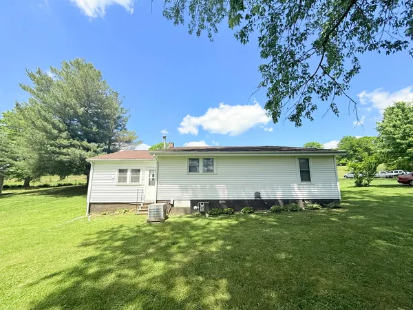 $109,000 | 345 East Fords Ferry Road, Cave In Rock, IL 62919