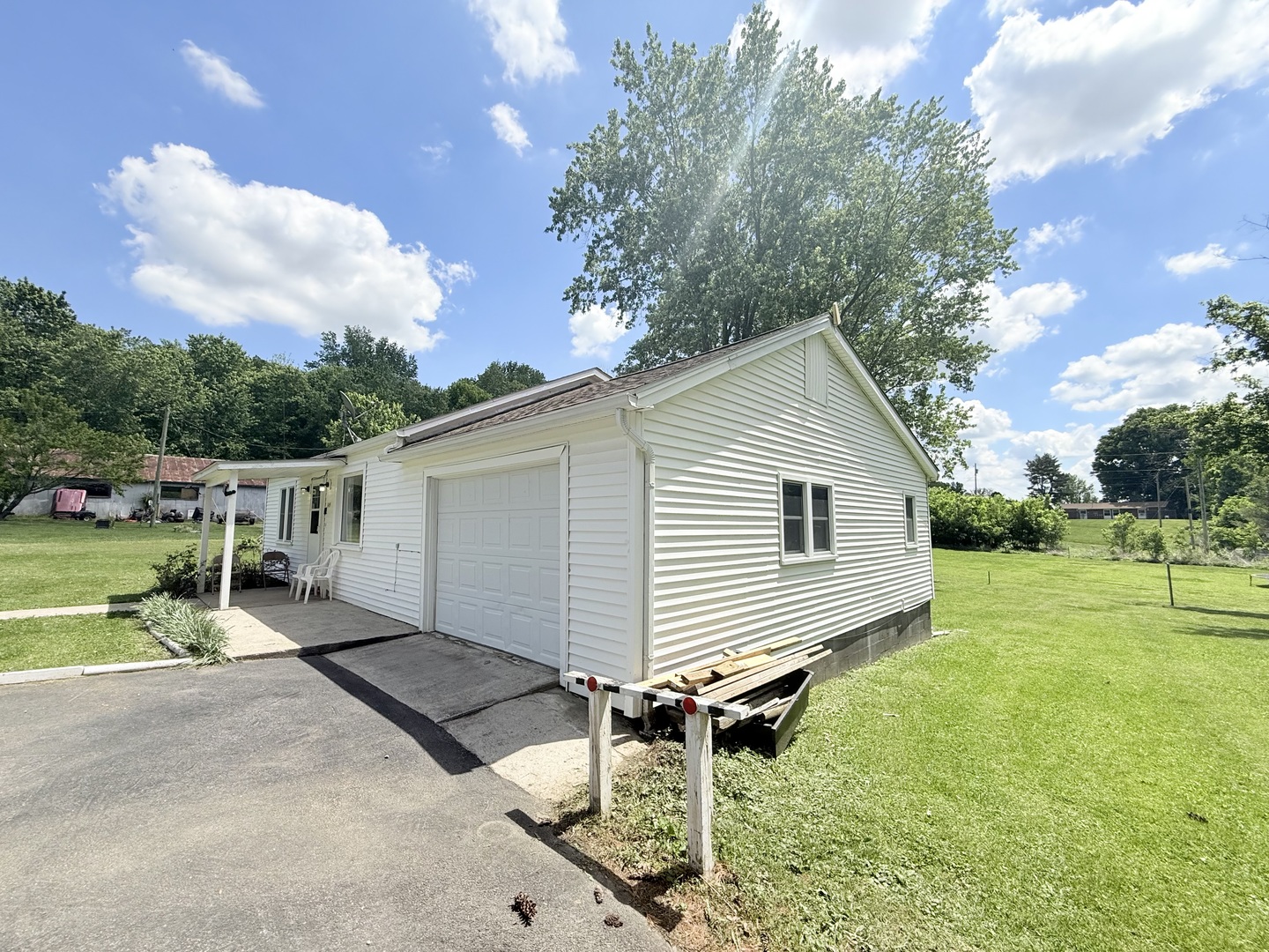 345 East Fords Ferry Road Cave In Rock, IL 62919 - Photo 4 of 21
