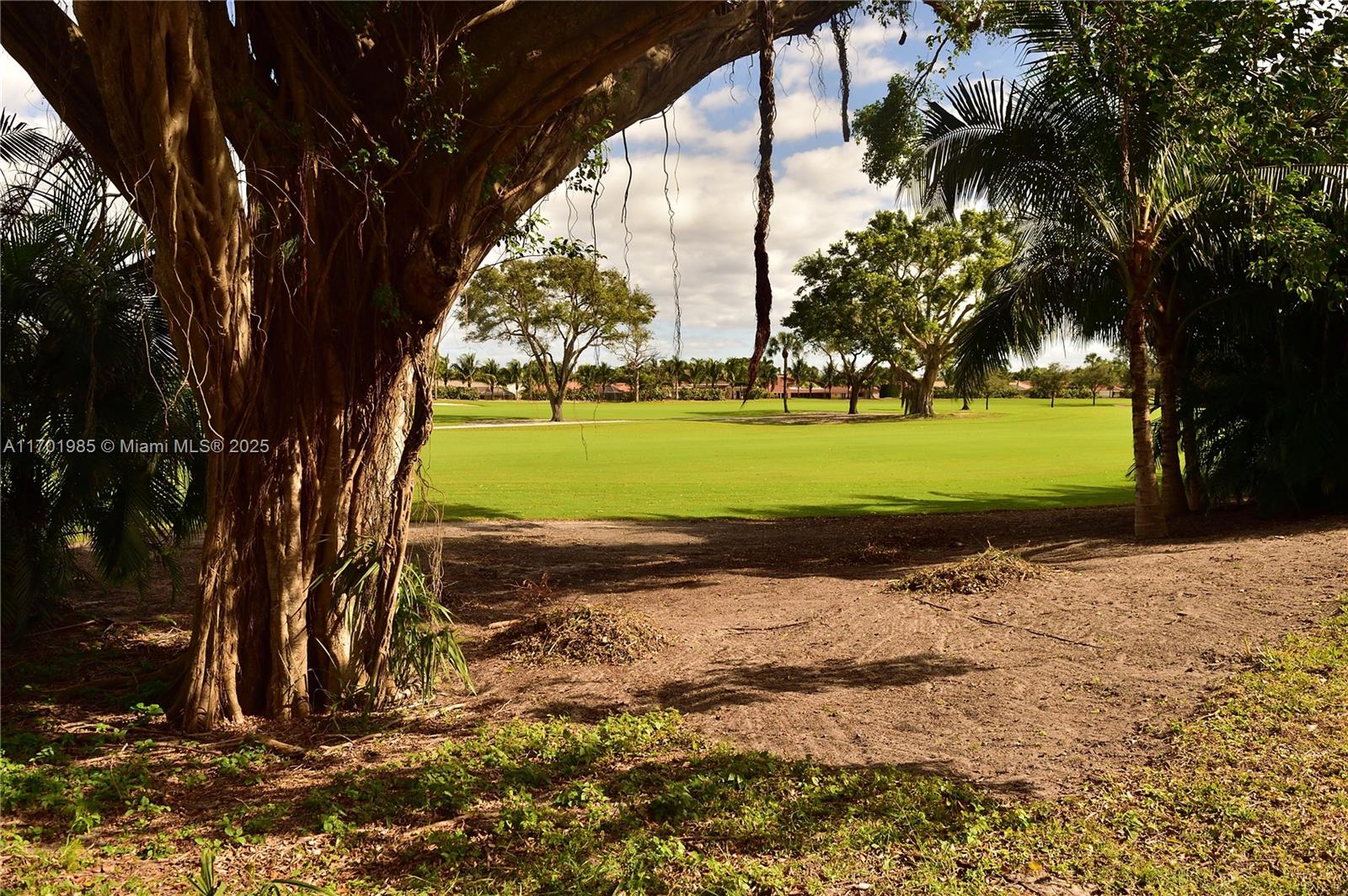 6085 Balboa Circle, Unit 402 Boca Raton, FL 33433 - Photo 18 of 21 a view of a street