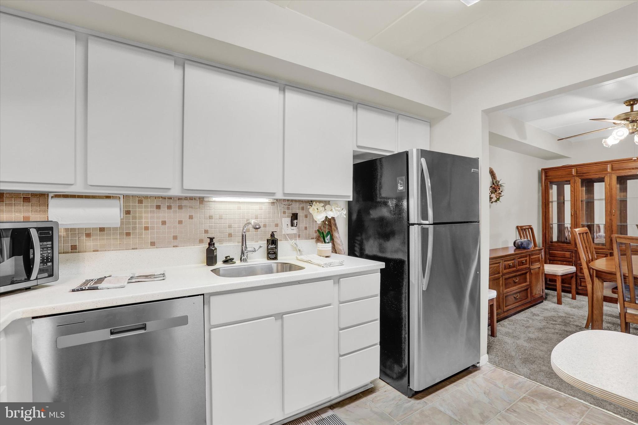 56003 Delaire Landing Road Philadelphia, PA 19114 - Photo 14 of 33