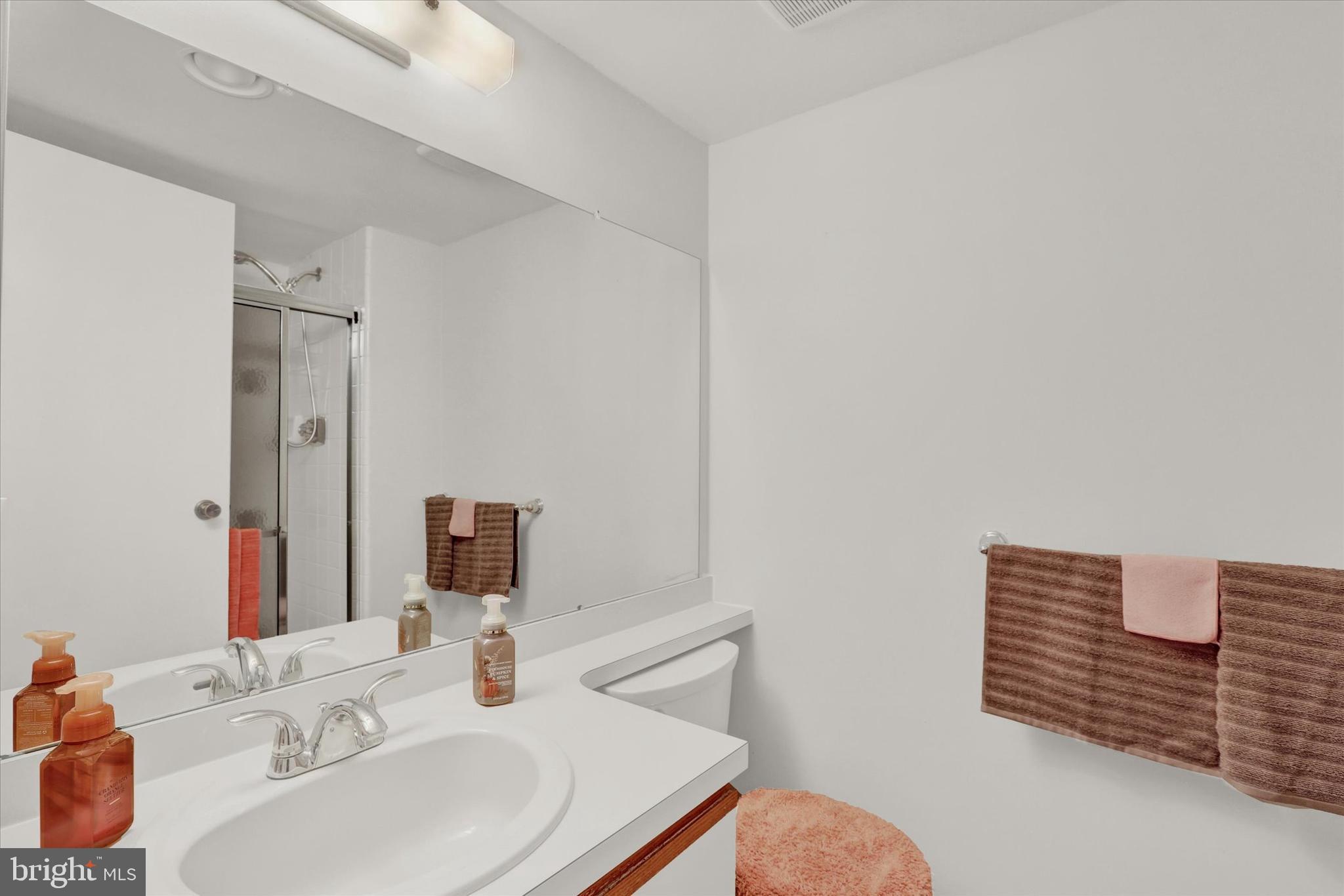 56003 Delaire Landing Road Philadelphia, PA 19114 - Photo 29 of 33