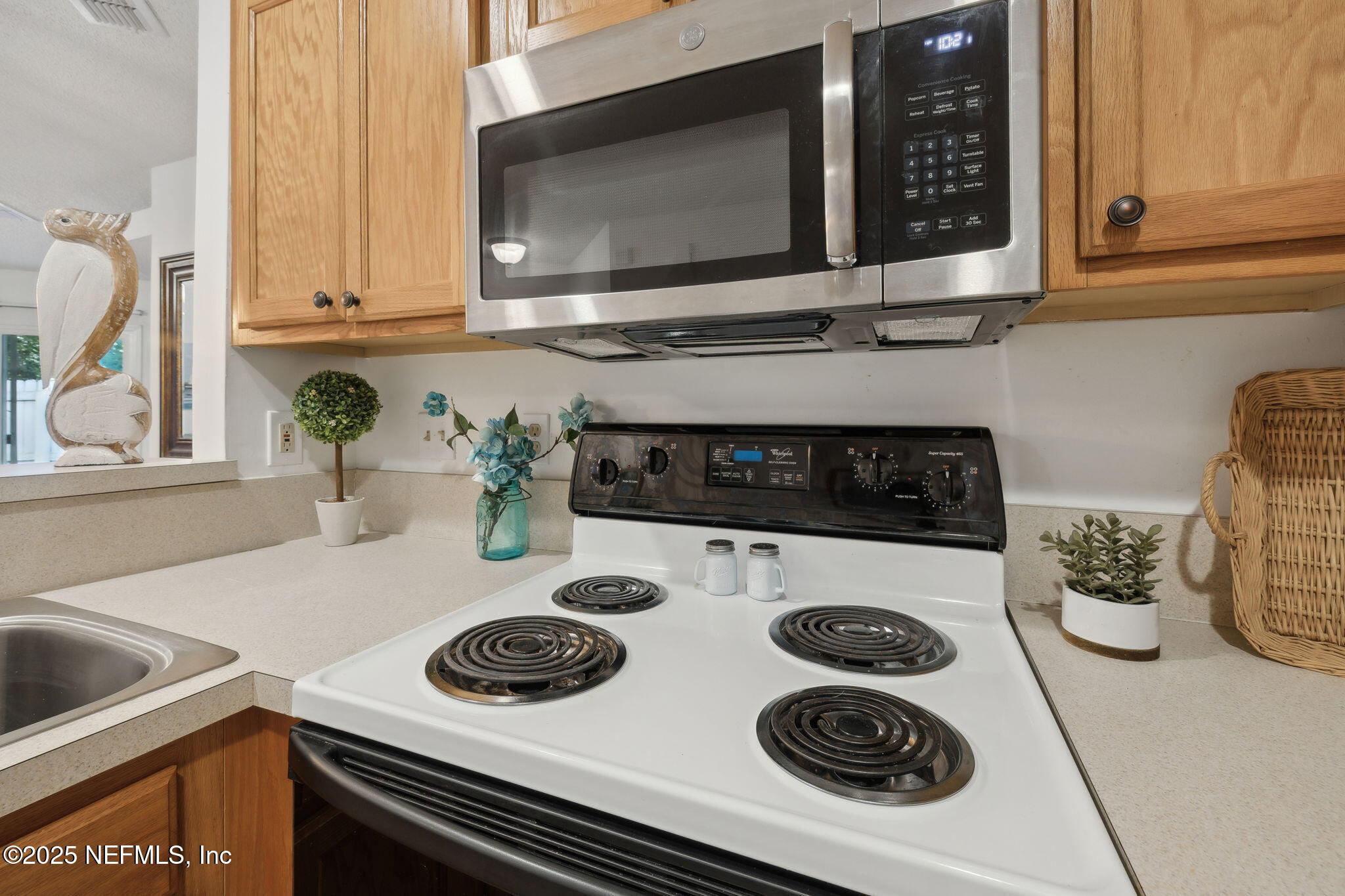 905 Country Bridge Road, Unit 1 St. Johns, FL 32259 - Photo 17 of 43 a kitchen with a stove and cabinets