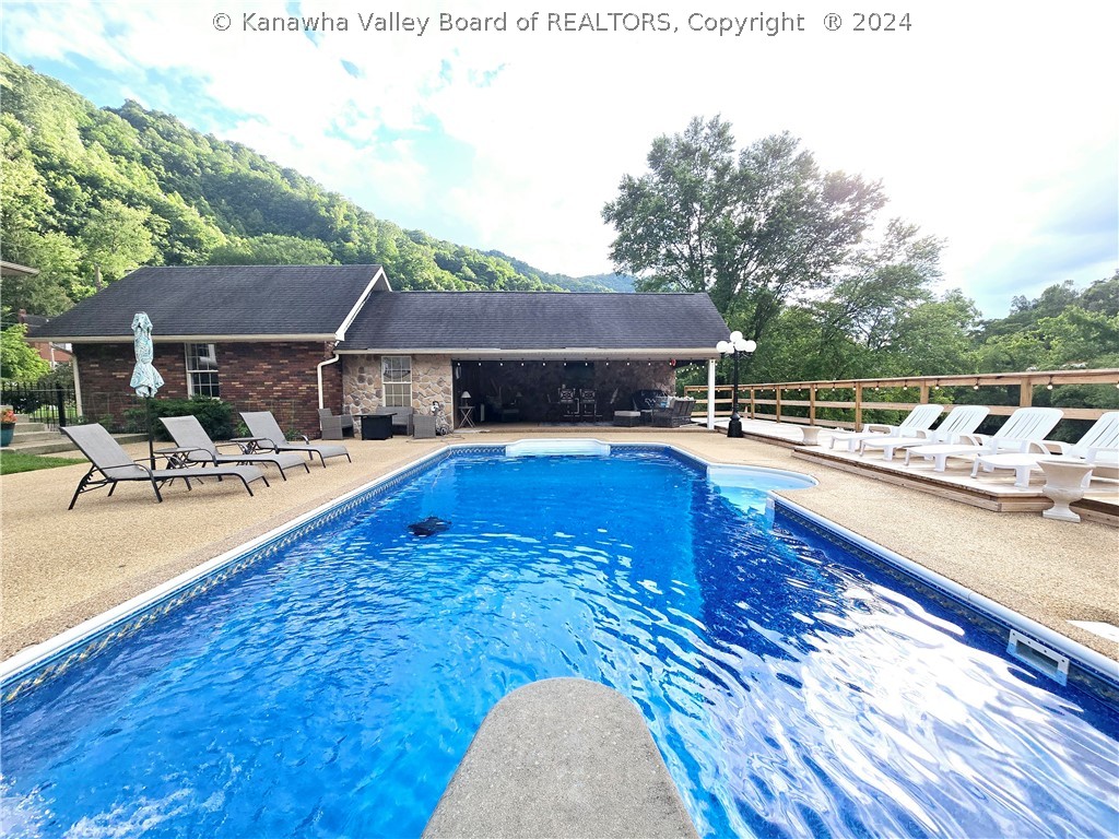 127 Riverside Drive Logan, WV 25601 - Photo 43 of 47 Gallery Image 43