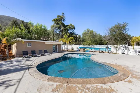 $995,000 | 1315 Hillcrest Drive, Alpine, CA 91901