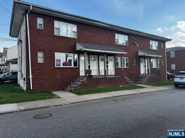 $1,450 | 205-207 Carbon Street, Paterson, NJ 07522