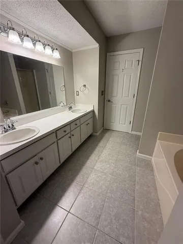 $2,670 | 5697 Frontier Walk Lane Northeast, Buford, GA 30518