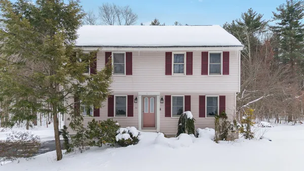$585,000 | 52 Windham Depot Road, Derry, NH 03038