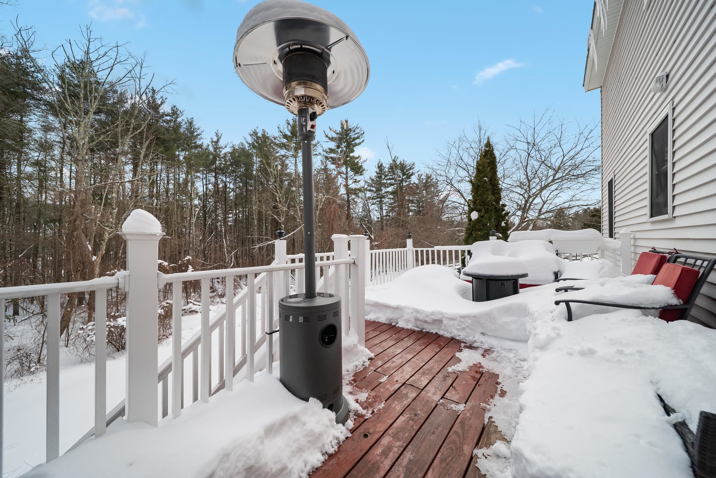 52 Windham Depot Road Derry, NH 03038 - Photo 33 of 42