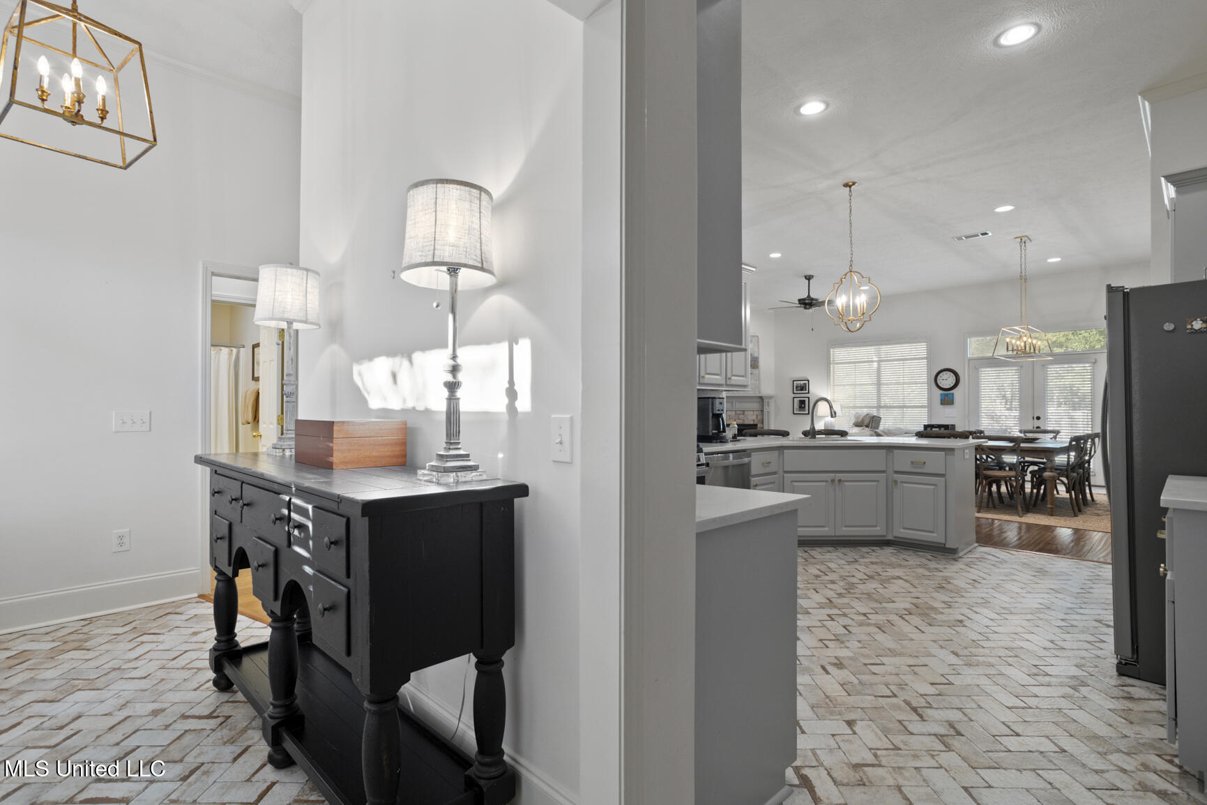 759 Versailles Drive Ridgeland, MS 39157 - Photo 2 of 29 759 Versailles-11