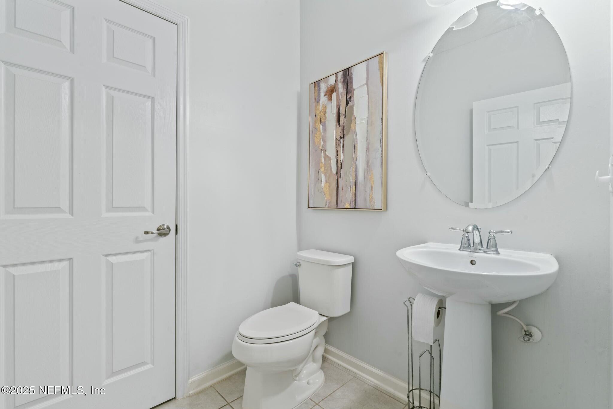 232 Wild Rose Drive St. Johns, FL 32259 - Photo 15 of 59 Powder room