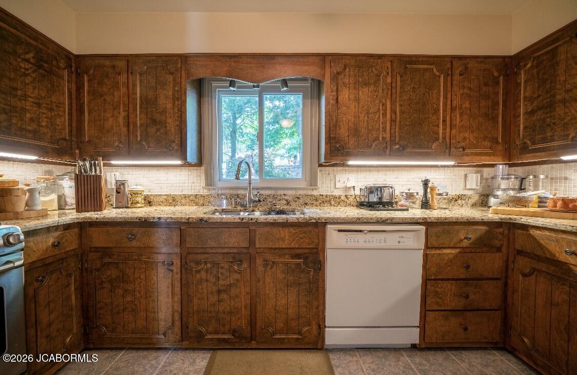 2719 West Schellridge Road Jefferson City, MO 65109 - Photo 29 of 52