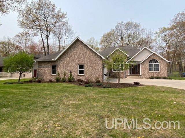 60 Tipperary Road Gladstone, MI 49837 - Photo 2 of 25 Gallery Image 2
