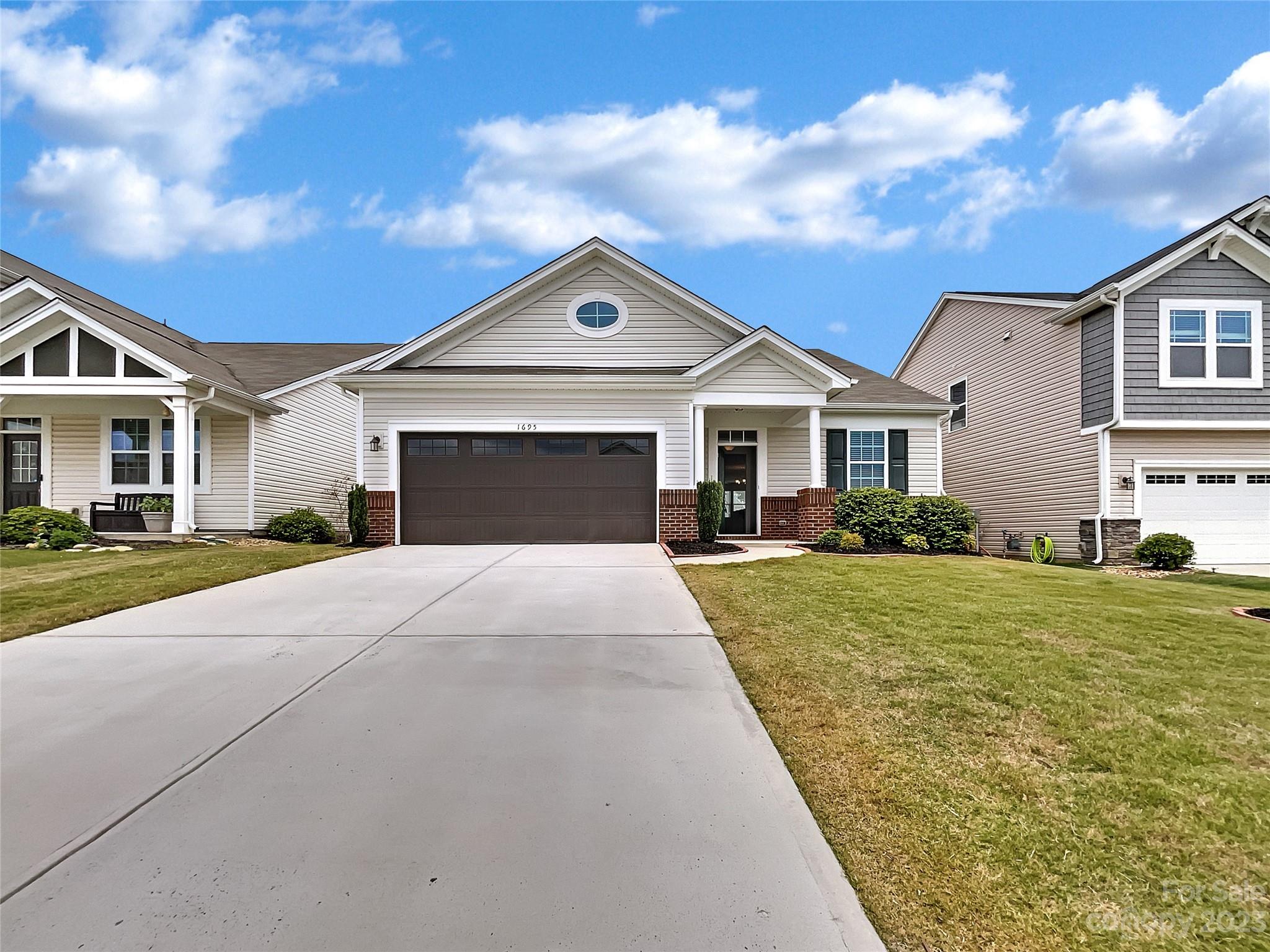 1695 Rutledge Hills Drive York, SC 29745 - Photo 1 of 19 Gallery Image 1