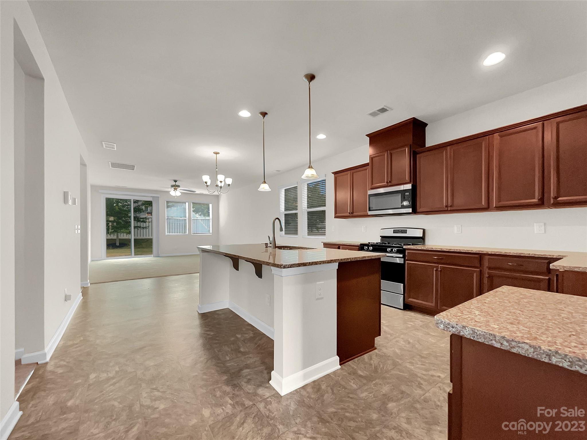 1695 Rutledge Hills Drive York, SC 29745 - Photo 8 of 19 Gallery Image 8