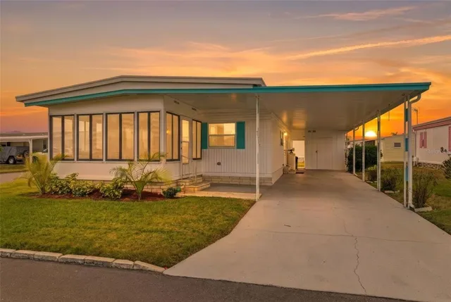 $118,000 | 2013 Wailua Drive, Holiday, FL 34691