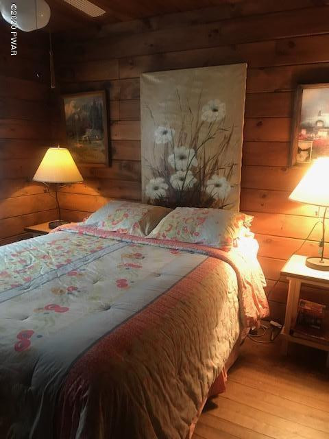 96 Paupack Point Road Hawley, PA 18428 - Photo 17 of 34