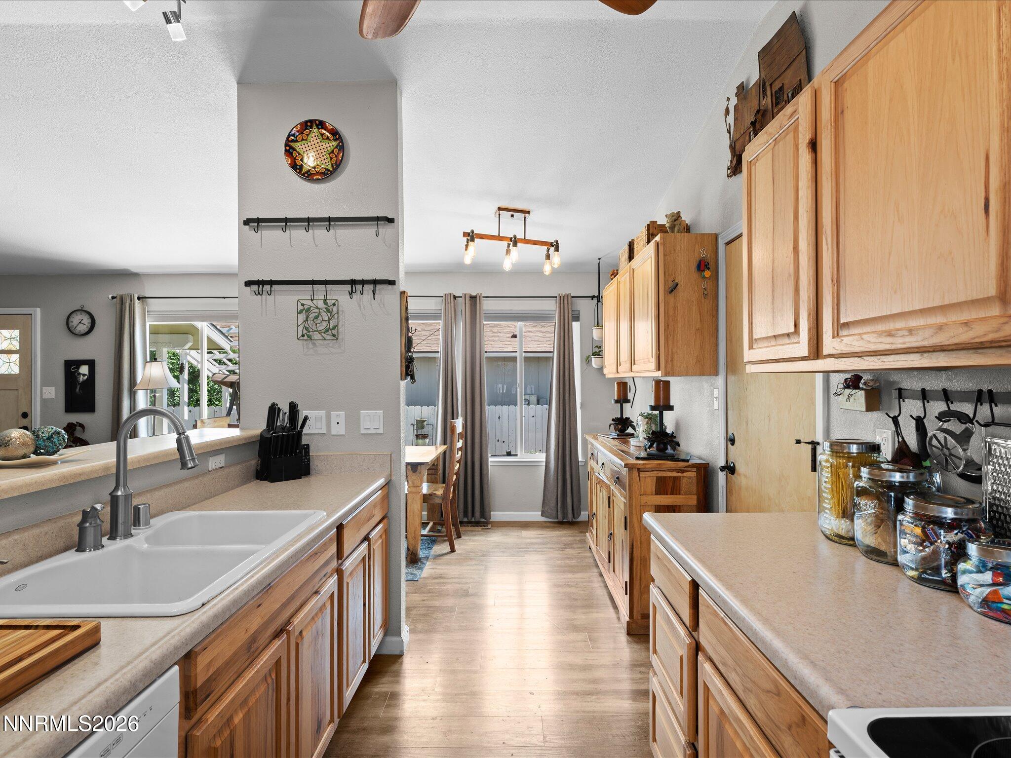 2910 Harding Circle Reno, NV 89503 - Photo 17 of 40 17-2910 Harding Cir-116