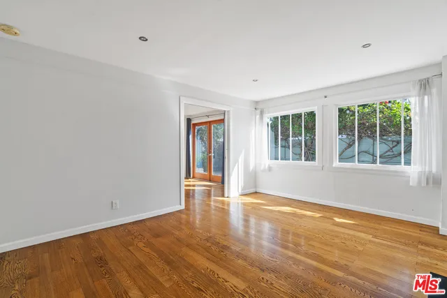 $8,000 | 1640 Electric Avenue, Venice, CA 90291