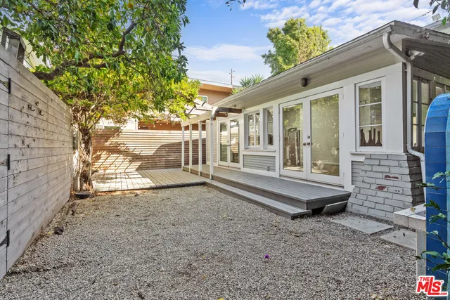 $8,000 | 1640 Electric Avenue, Venice, CA 90291