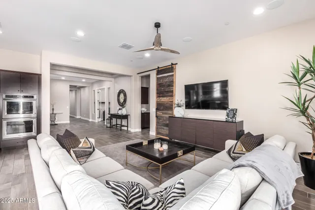 $7,995 | 6050 East Santa Cruz Drive, Scottsdale, AZ 85266