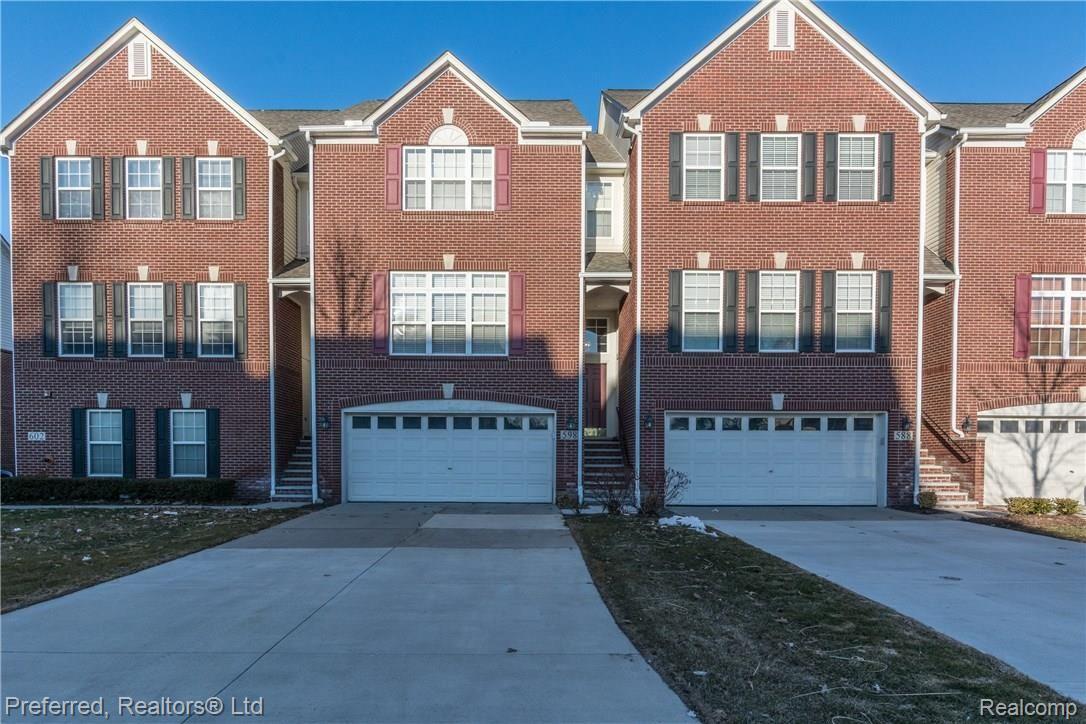 598 Cherry Orchard Road Canton, MI 48188 - Photo 1 of 29 DSC_6130.jpg