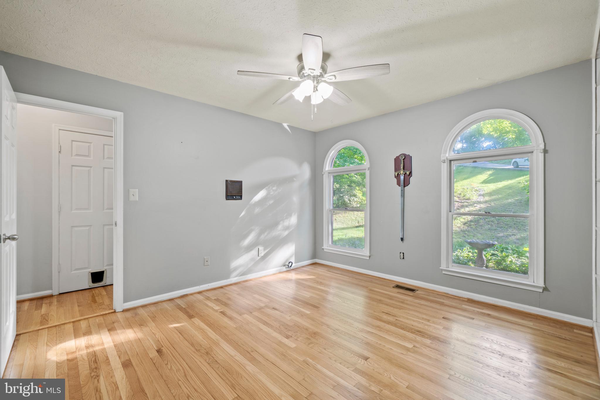 481 Hope Road Stafford, VA 22554 - Photo 20 of 45 Main level bedroom