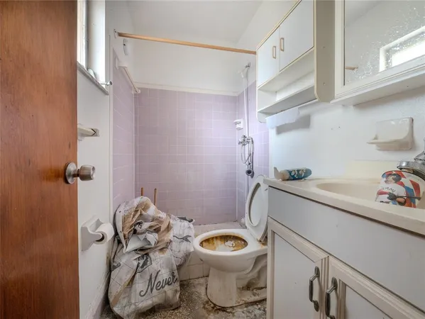 $239,900 | 313 Beverly Boulevard, Brandon, FL 33511