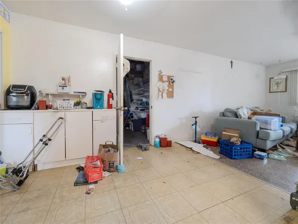 $239,900 | 313 Beverly Boulevard, Brandon, FL 33511