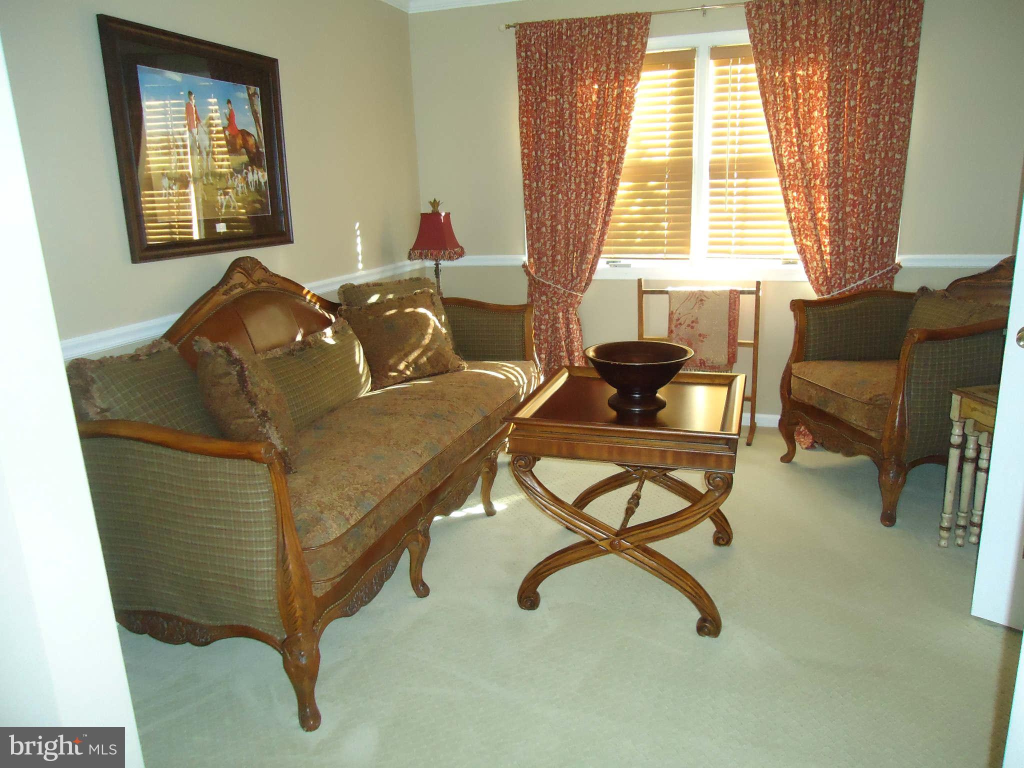 111 Stratton Circle Elkton, MD 21921 - Photo 23 of 30 Living Room