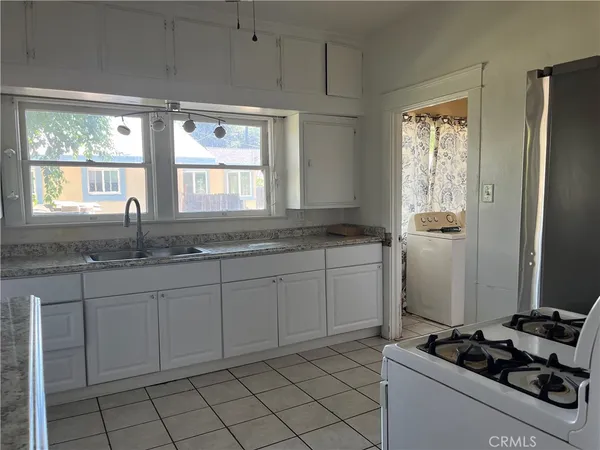 $415,000 | 323 South Harvard Street, Hemet, CA 92543