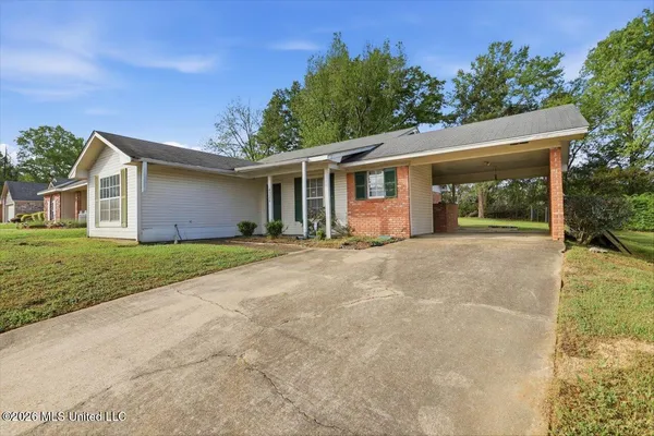 $105,900 | 4336 Cypress Drive, Jackson, MS 39212