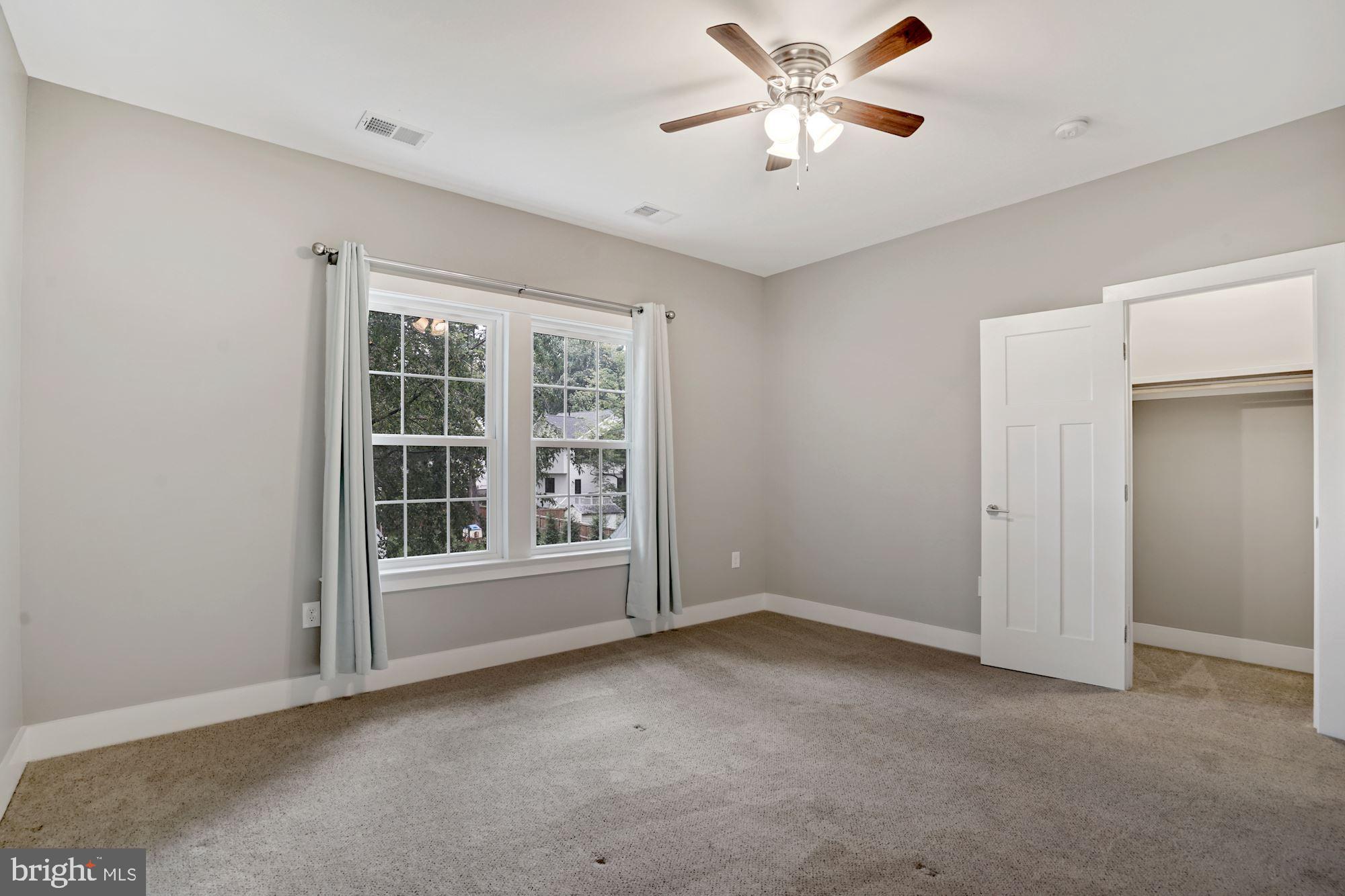 203 Tapawingo Road Southwest Vienna, VA 22180 - Photo 22 of 31