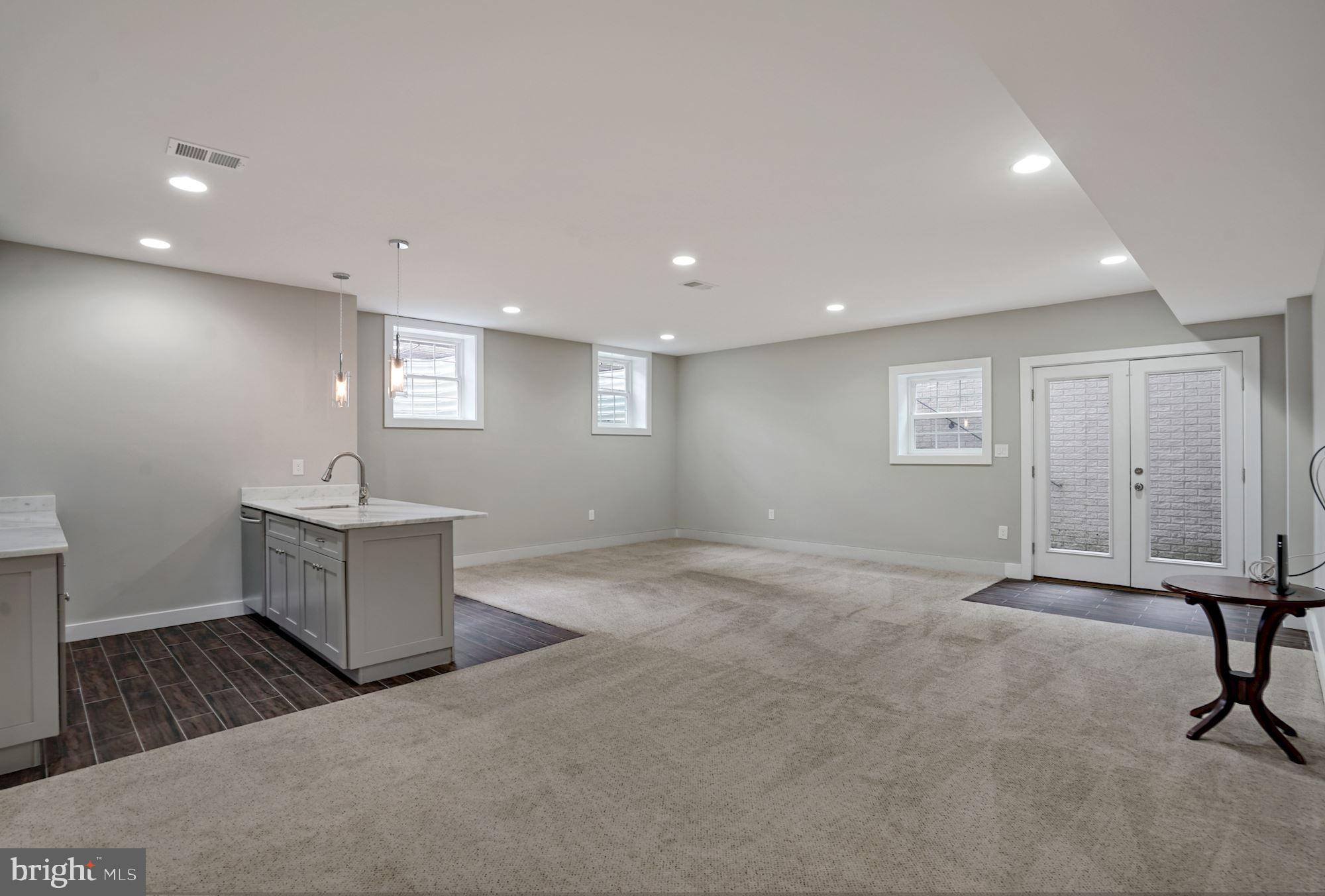 203 Tapawingo Road Southwest Vienna, VA 22180 - Photo 24 of 31