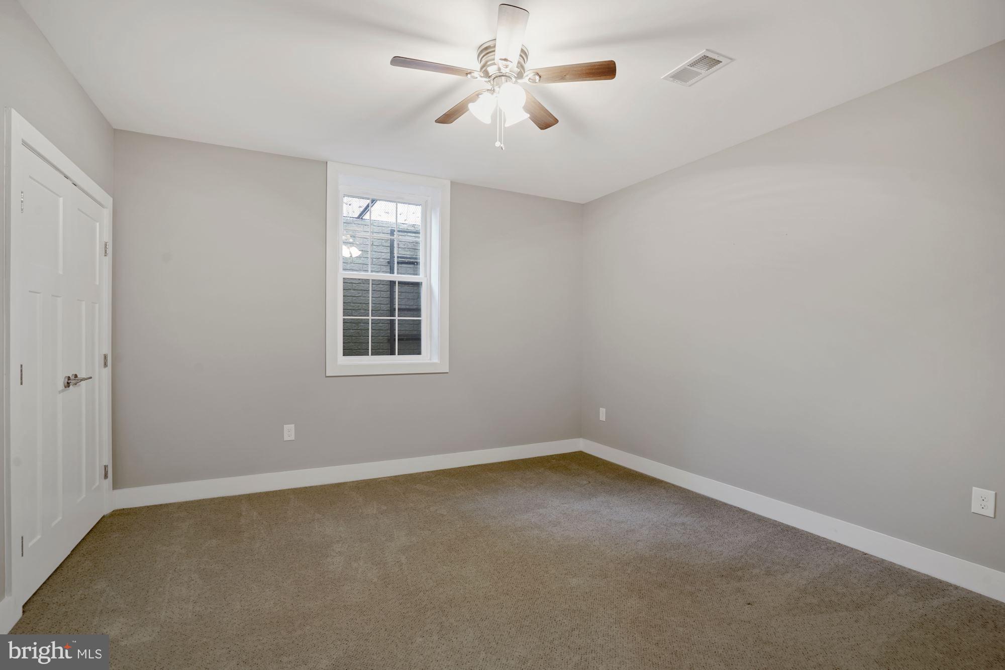 203 Tapawingo Road Southwest Vienna, VA 22180 - Photo 26 of 31