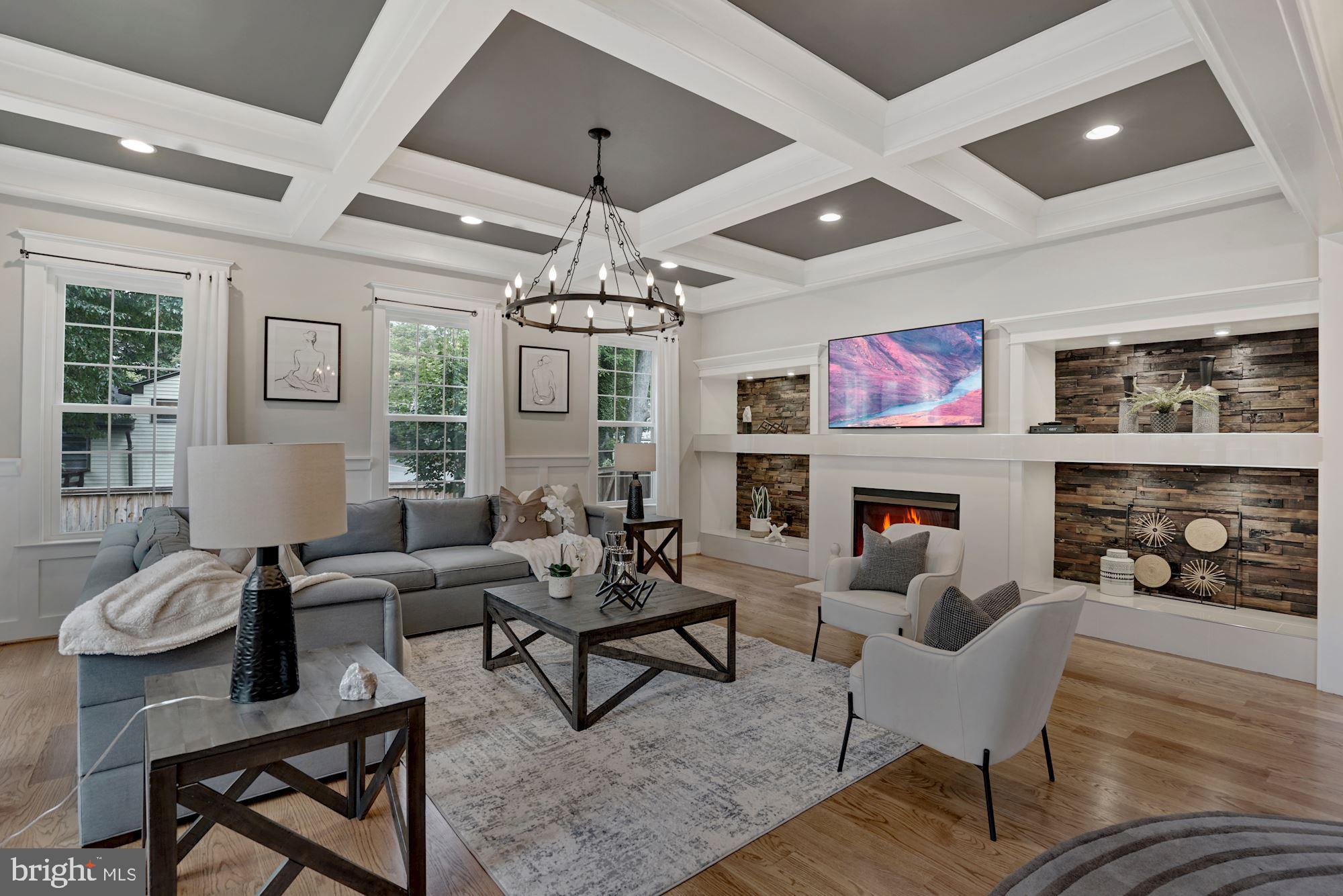 203 Tapawingo Road Southwest Vienna, VA 22180 - Photo 5 of 31