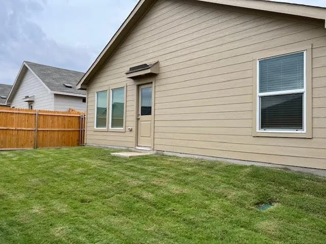 $1,795 | 1038 Raintree Road, Princeton, TX 75407