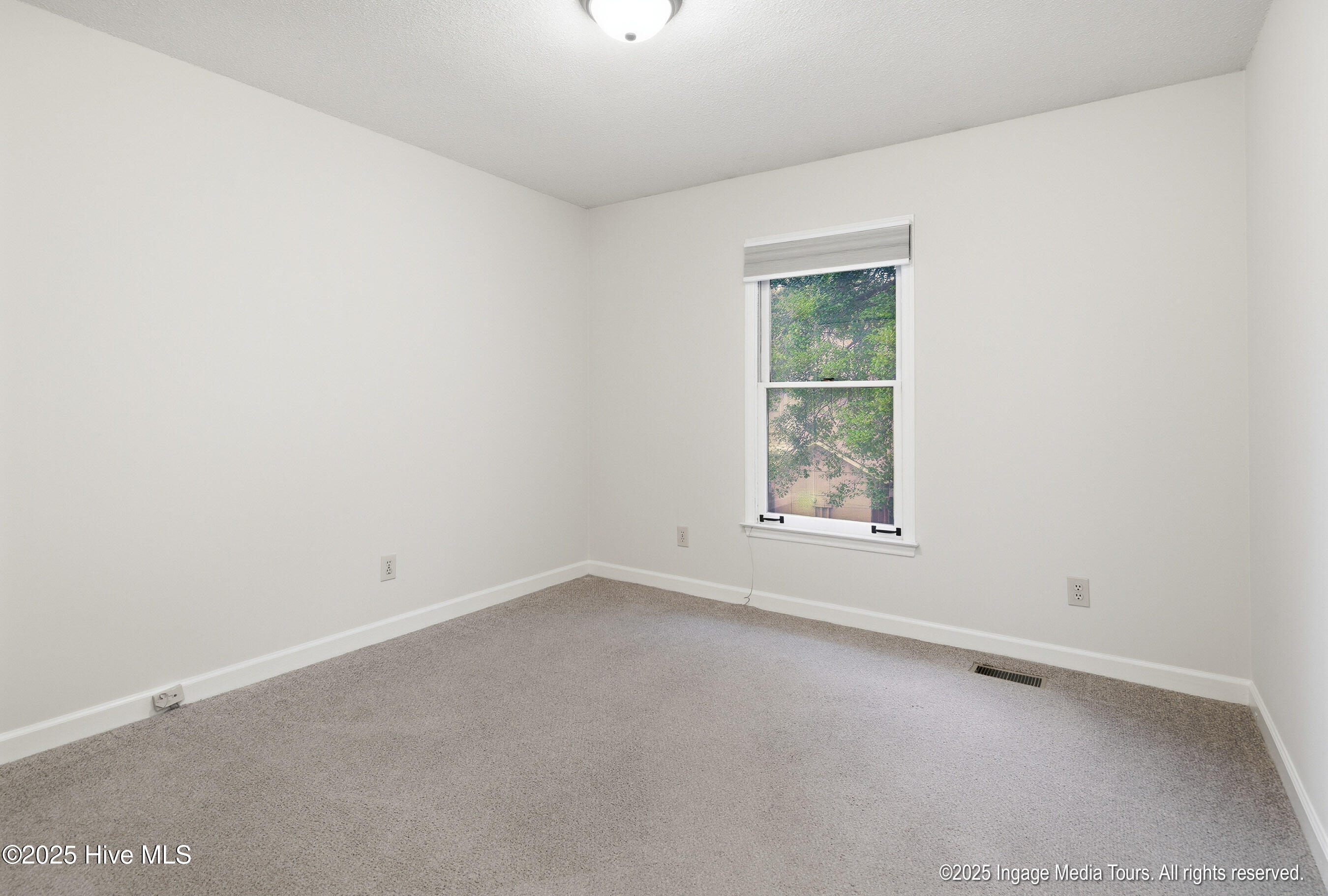 1983 Quail Ridge Road, Unit D Greenville, NC 27858 - Photo 26 of 36 20251103 MLS M_Heinz 1983 D Quail Ridge