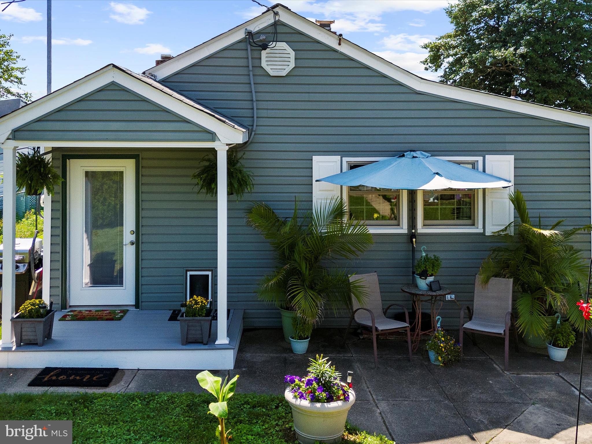 336 Bar Harbor Road Pasadena, MD 21122 - Photo 38 of 82 a front view of a house with a yard