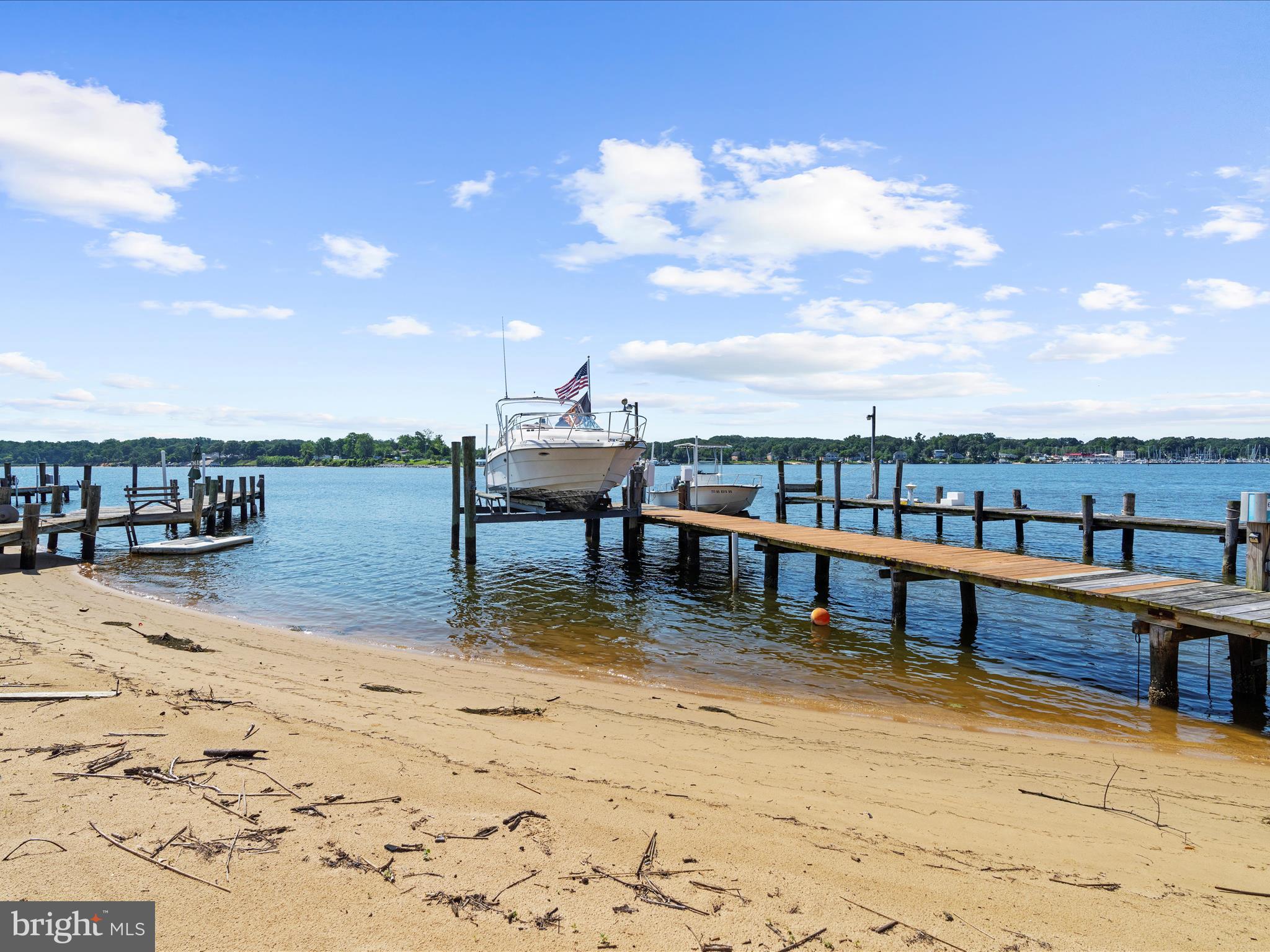 336 Bar Harbor Road Pasadena, MD 21122 - Photo 58 of 82 100 ft pier