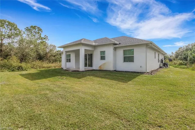 $3,500 | 2793 72nd Avenue Northeast, Naples, FL 34120