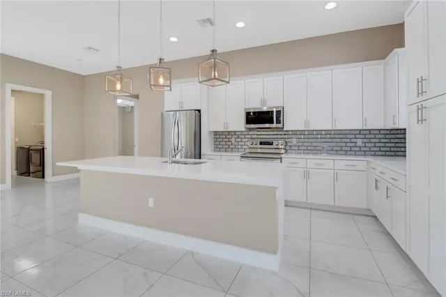 $3,500 | 2793 72nd Avenue Northeast, Naples, FL 34120