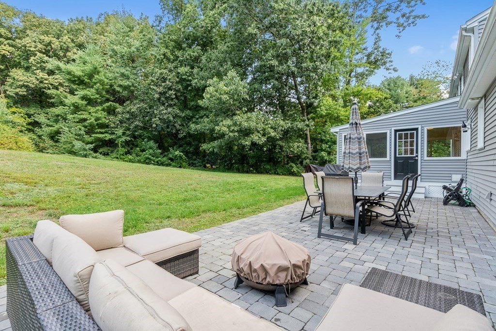 14 Douglas Road Westford, MA 01886 - Photo 8 of 42 Gallery Image 8