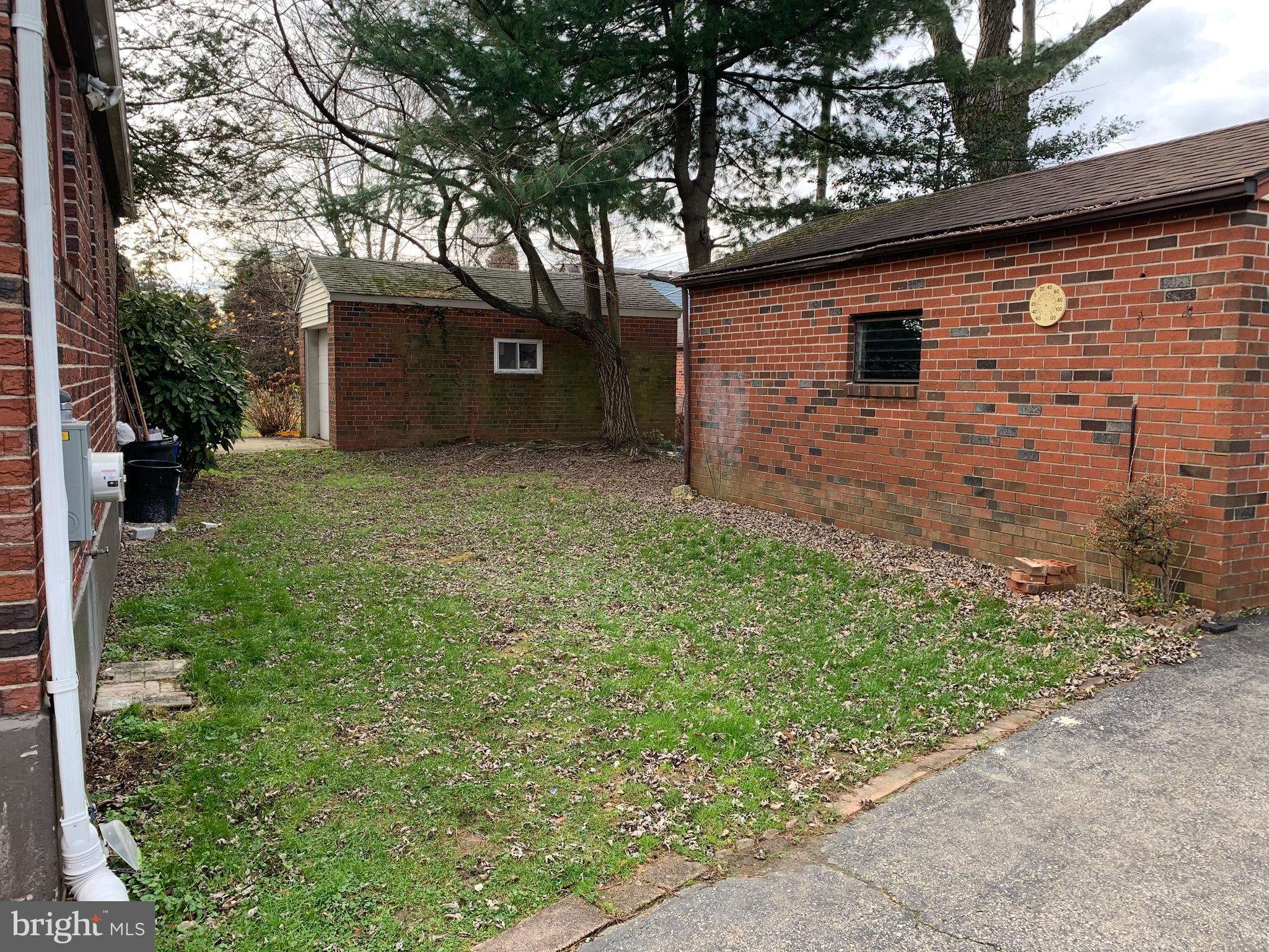 644 South Eagle Road Havertown, PA 19083 - Photo 24 of 26 Backyard